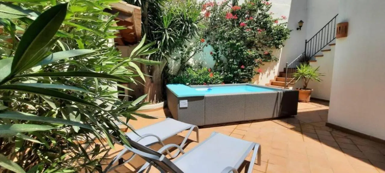 Can Alou, Village House With Mediterranean Charme Felanitx